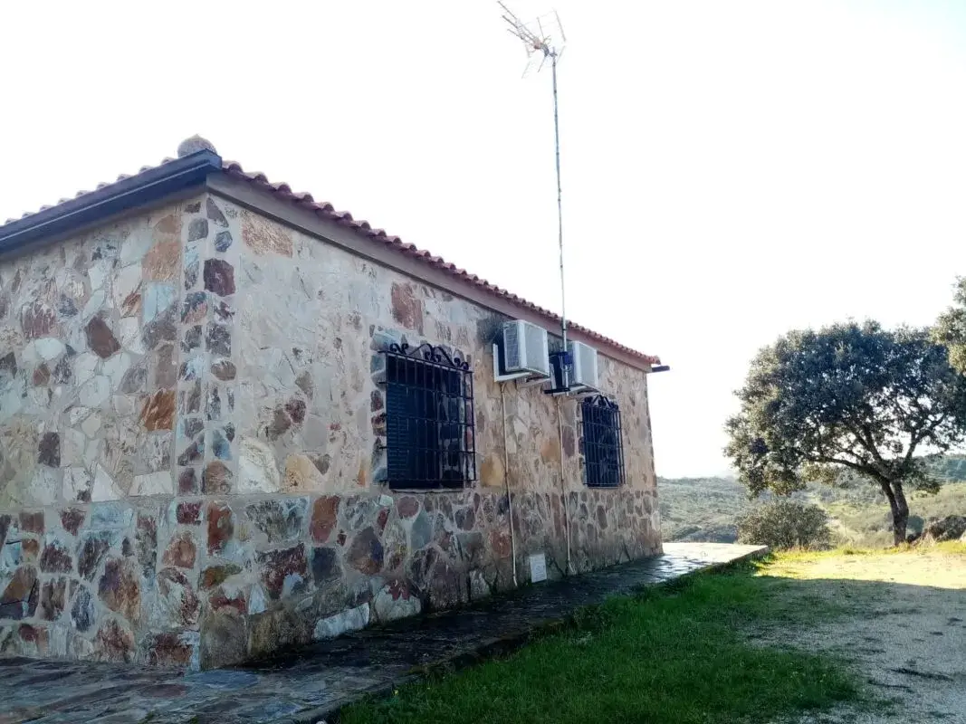 Apartamentos Racha Rachel. Fachada