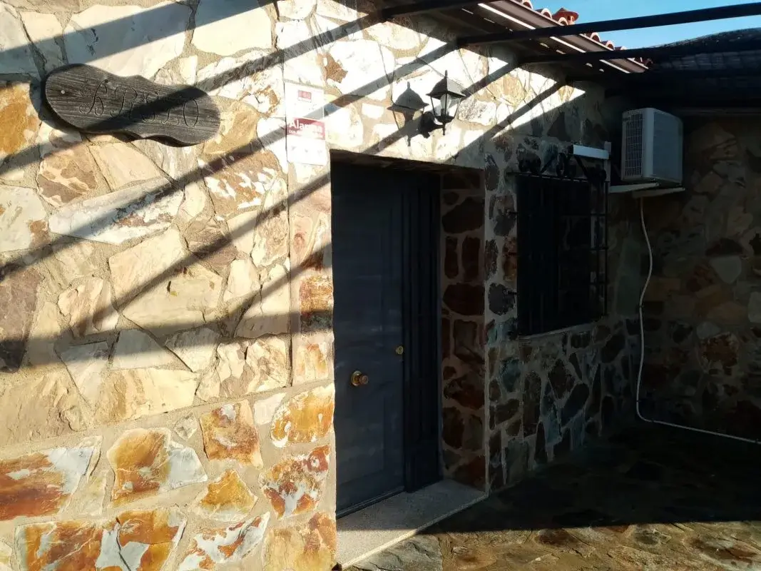 Apartamentos Racha Rachel