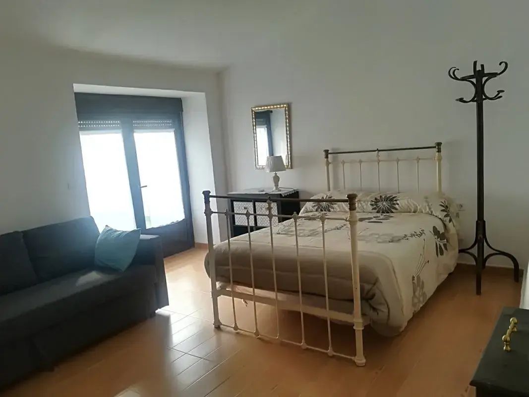 dormitorio-cama-matrimonio-caceres